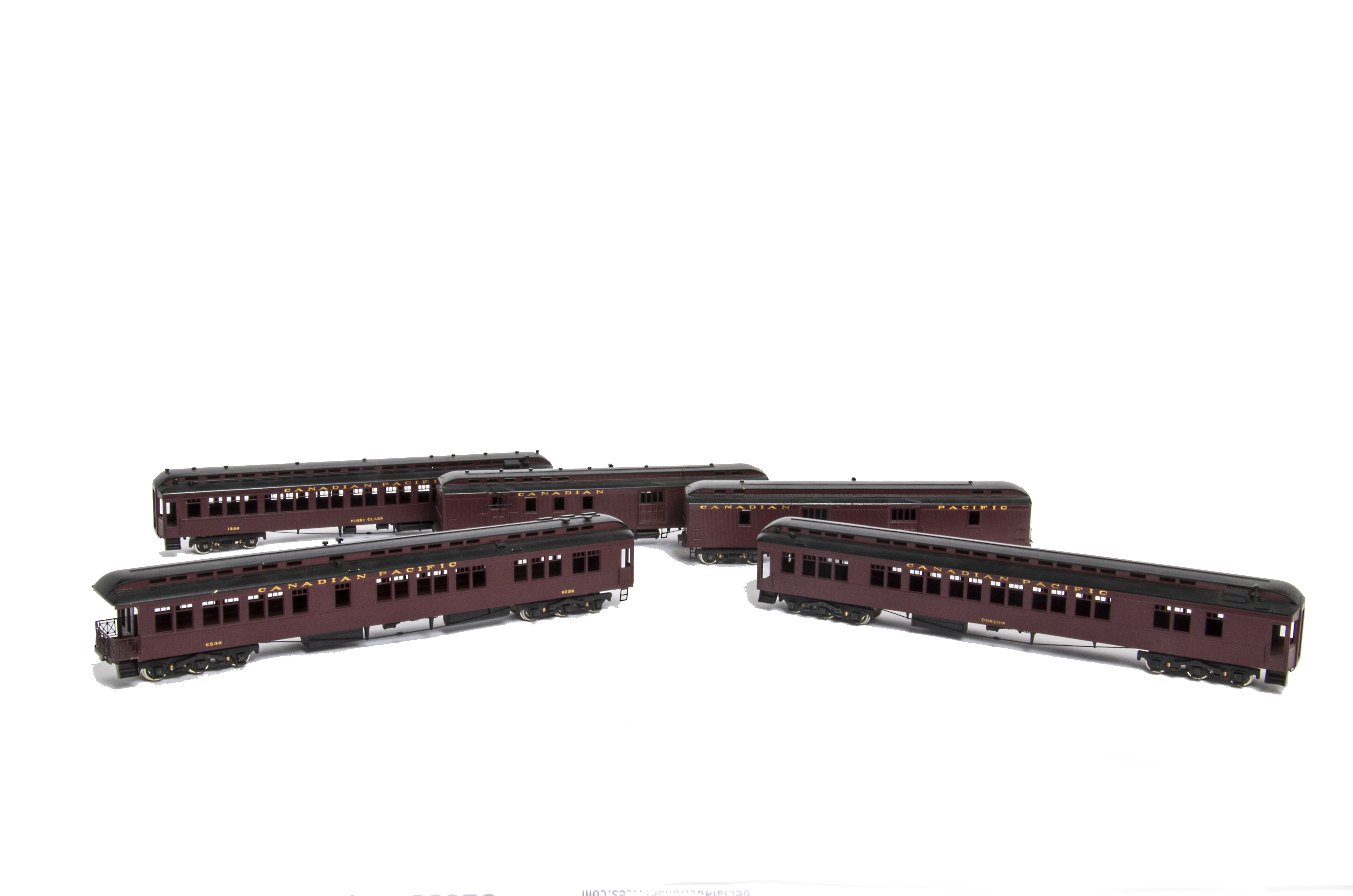 Japanese-made H0 Gauge Canadian Pacific Clerestory-roofed Coaching Stock, in classic CPR maroon