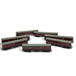 Hornby-Dublo 00 Gauge maroon super detail Suburban Coaches, unboxed 4083 1st/2nd (2) and 4084