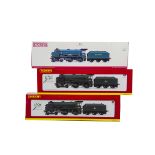 Hornby (China) 00 Gauge Schools Class BR and SR Locomotives and Tenders, BR, a pair of R2845