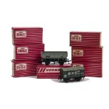 Hornby-Dublo 00 Gauge 4644 Hopper Wagon and Gunpowder and Packing Vans, 4644, in original late issue