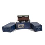 An uncommon Hornby-Dublo 00 Gauge D1 CPR Caboose, in black, in original plain blue box with Patent