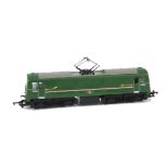 Silver Fox 00 Gauge Model 1-C-C0-1 Bullied Diesel Locomotive, in BR green ‘Golden Arrow’ no 10203,