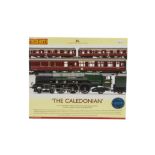 Hornby 00 Gauge R2306 ‘The Caledonian’ Train Pack, comprising BR Coronation Class ‘King George VI’