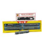 Atlas American Outline N Gauge Baltimore and Ohio Set, comprising 0-6-2 Locomotive and three blue/