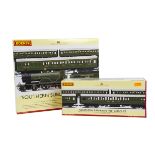 Hornby 1938 Suburban Train Pack and additional coaches, R2813 Southern Suburban 1938 comprising SR