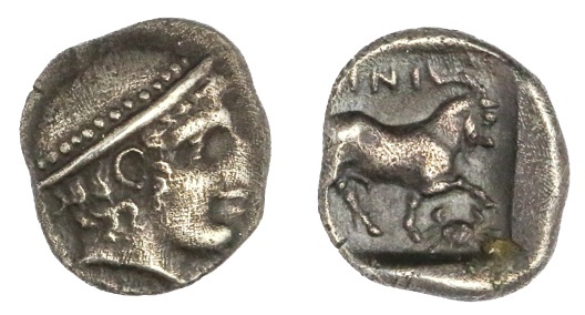 Thrace. Ainos. AR Diobol, ca. 409/8-408/7 BC. 1.20 gms. Head of Hermes right, wearing petasos, rev.