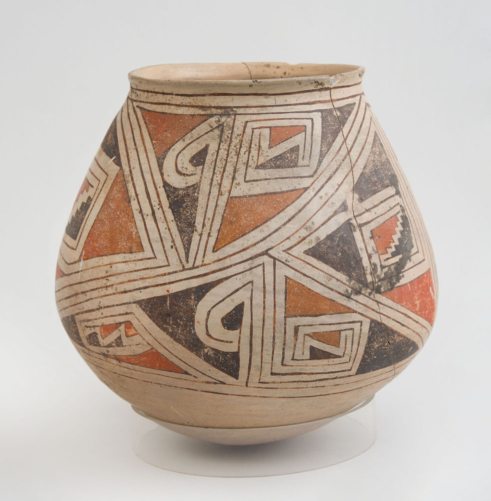 CASA GRANDES POLYCHROME POTTERY JAR