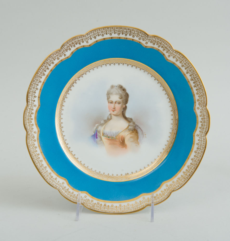 SET OF EIGHT SÈVRES PORCELAIN HAND-COLORED CABINET PLATES - Image 17 of 26