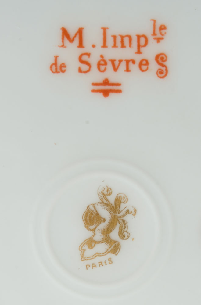 SET OF EIGHT SÈVRES PORCELAIN HAND-COLORED CABINET PLATES - Image 25 of 26