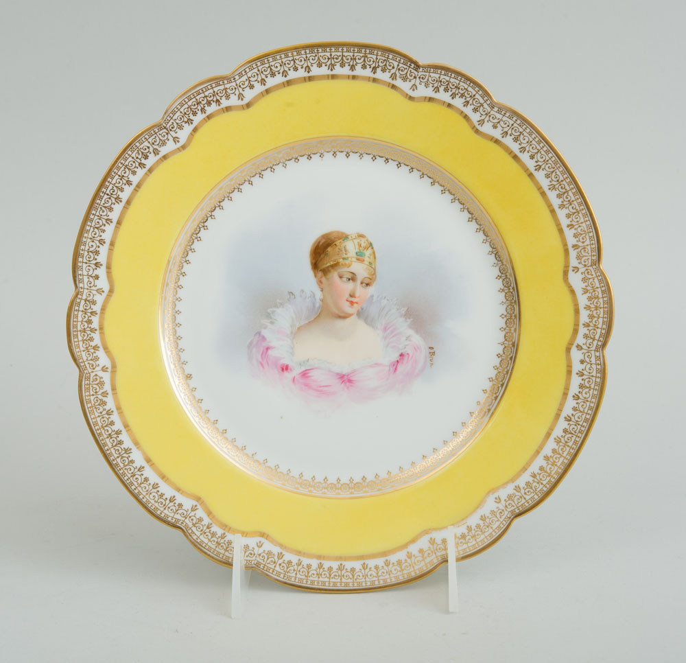 SET OF EIGHT SÈVRES PORCELAIN HAND-COLORED CABINET PLATES - Image 5 of 26