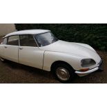 Citroen DS Super 1970 Manual - With its 2.1 litre engine coupled to the sought after 5 speed