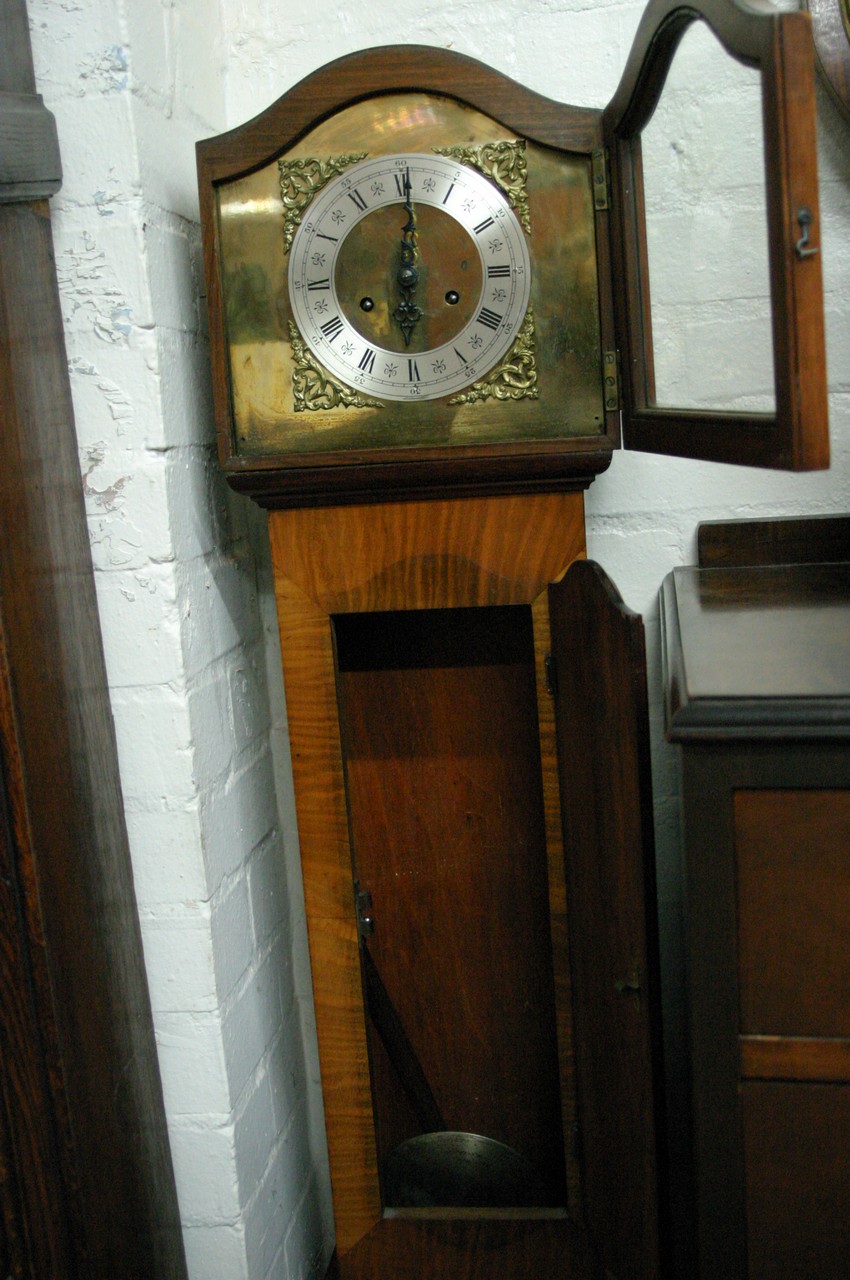 A Grandmother clock with brass face - Image 4 of 5