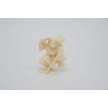 A Carved 19th Century Japanese Ivory Netsuke figur