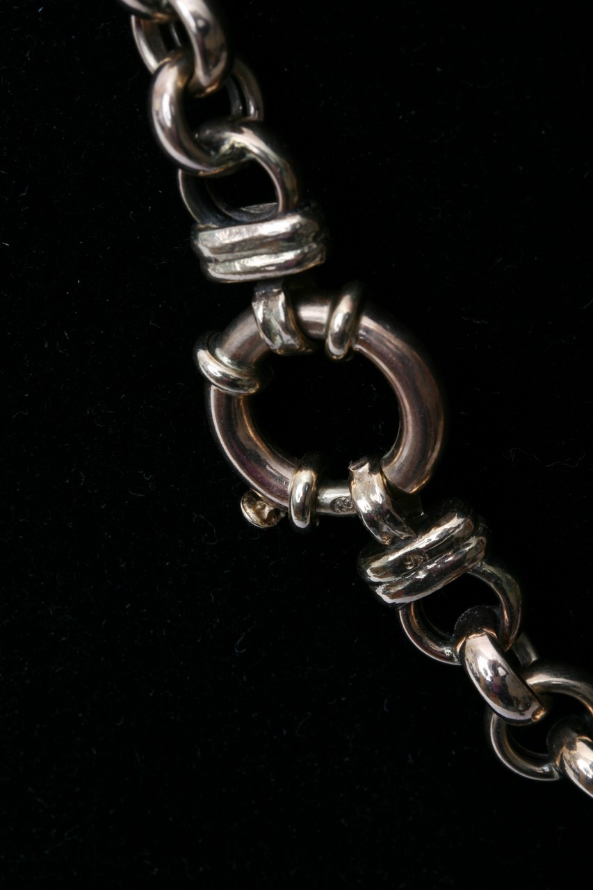 A 9ct gold belcher link necklace. Approximately 50 - Image 5 of 6