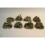 A collection of eight unboxed Lilliput Lane steam
