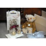 Two Steiff bears comprising a boxed 'Million hugs'
