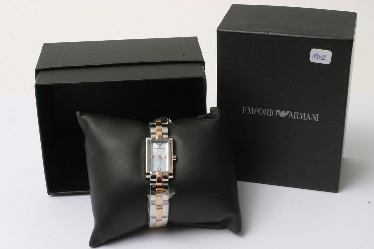 A boxed ladies Armani watch - Image 2 of 3