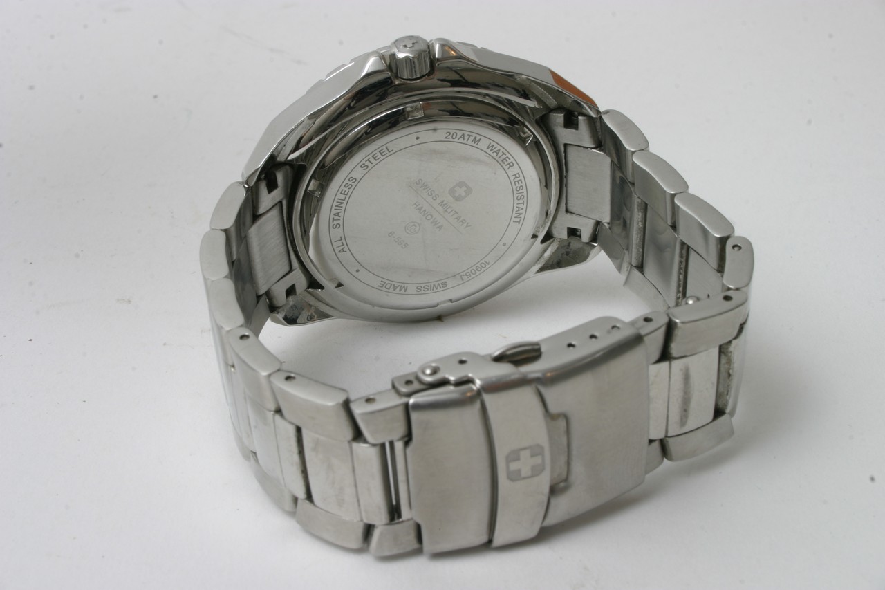 A boxed Gentleman's Swiss military Hanowa watch. - Image 6 of 7