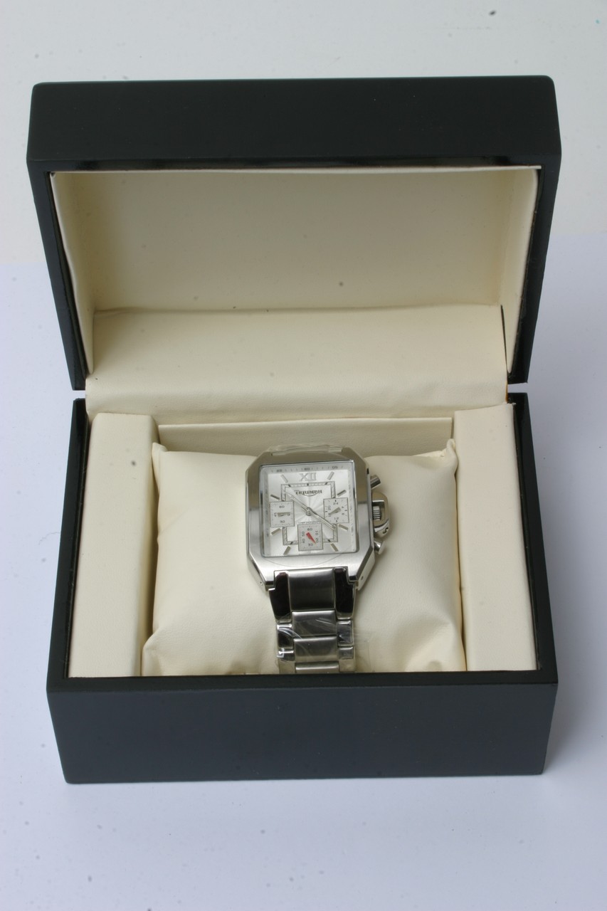 A boxed Gentleman's Triumph wristwatch - Image 2 of 8