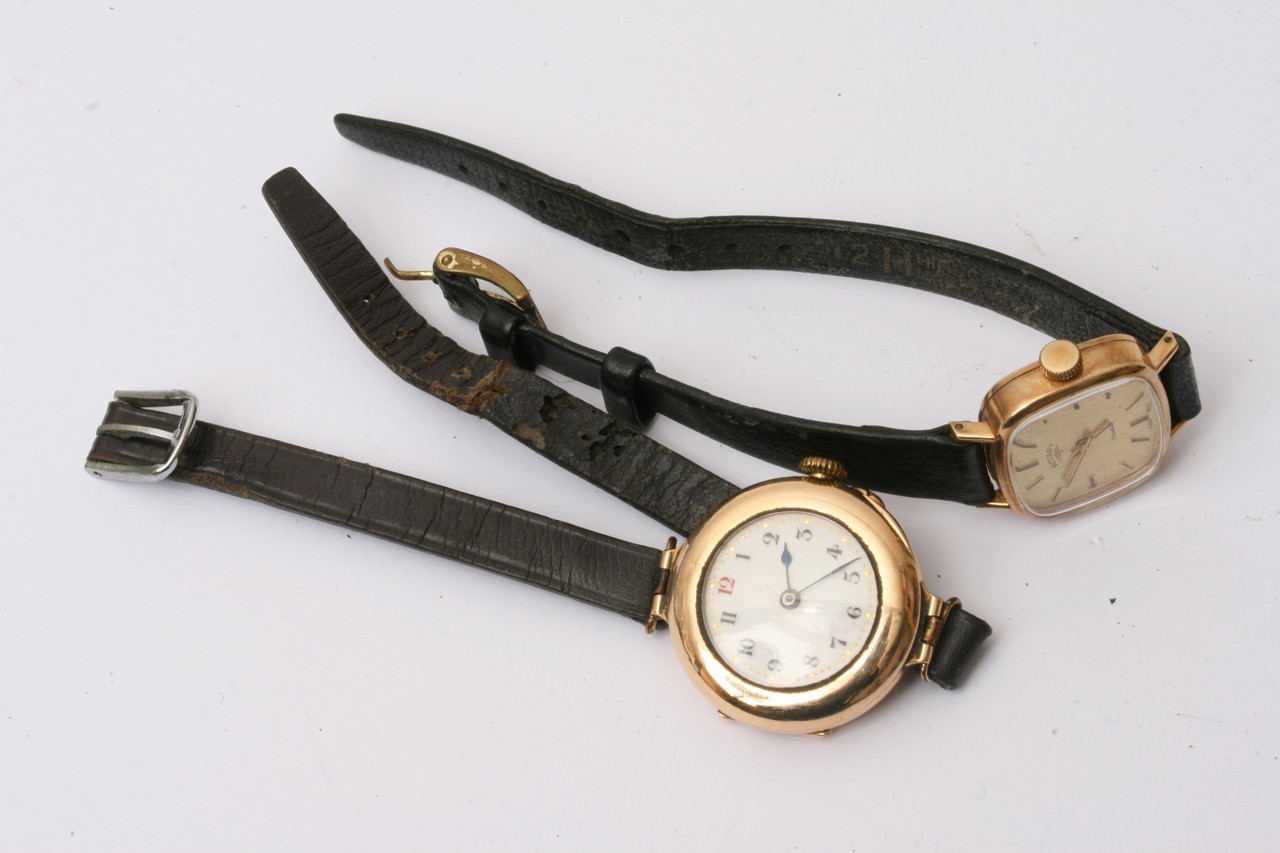 A 15ct gold wristwatch with Arabic dial and 9ct go - Image 3 of 3