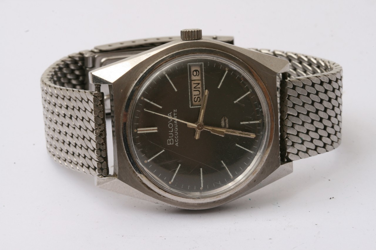 A vintage Bulova day/ date Accuquartz watch and an - Image 2 of 2