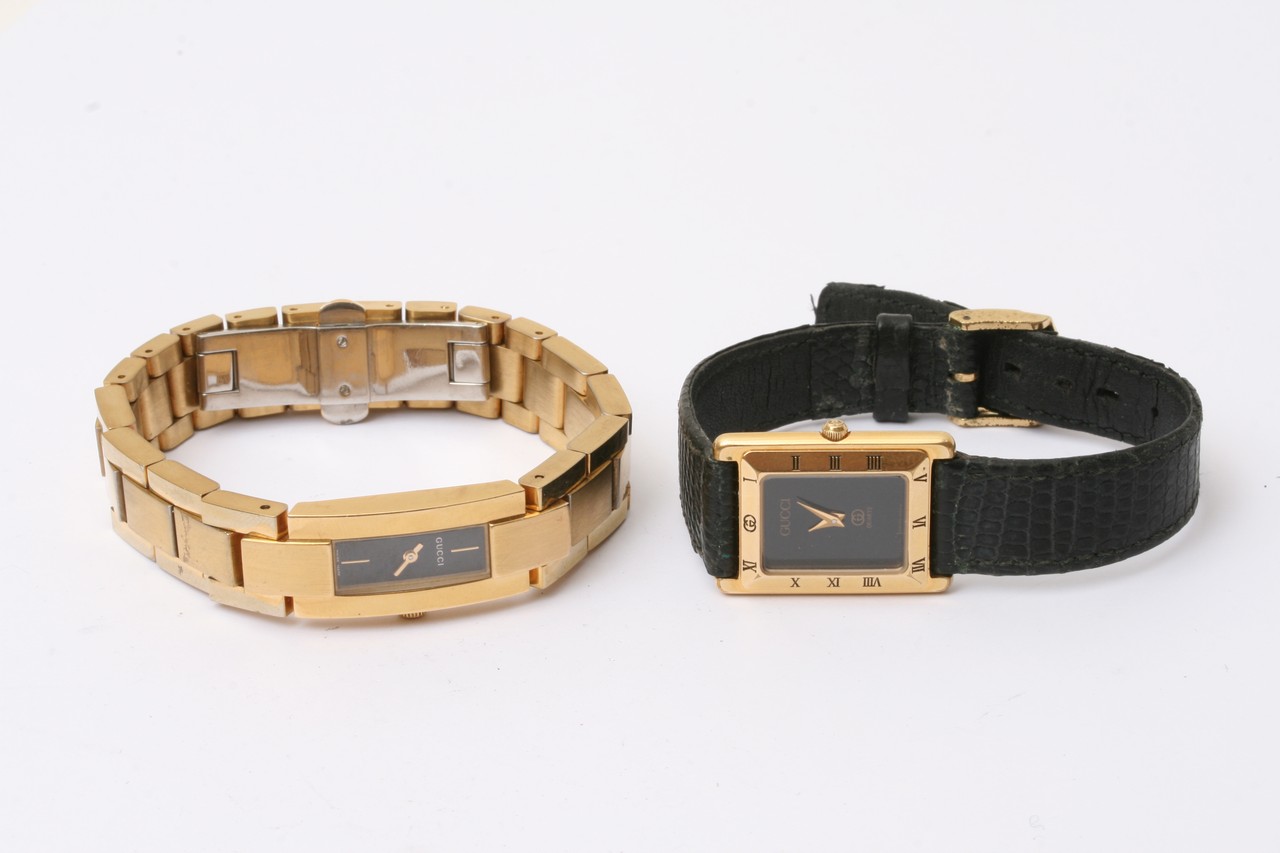 Two Gucci ladies wristwatches (46001 and 42001), b