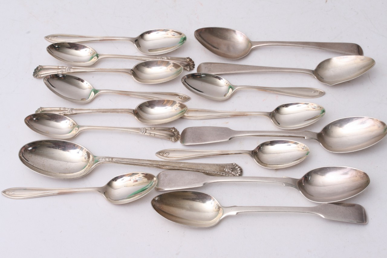 A collection of silver spoons, various assay and d - Image 4 of 4