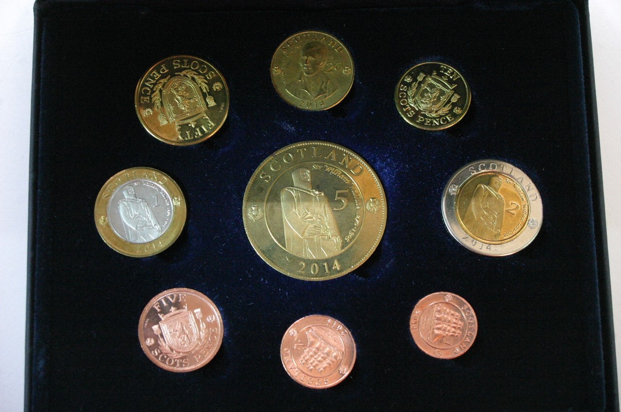 A Scottish 2014 coin set