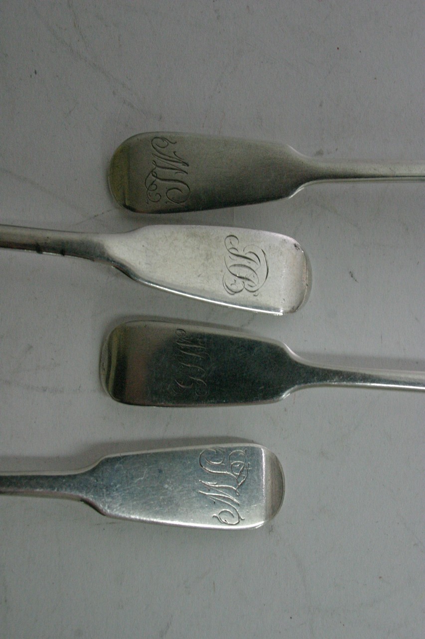 Eight silver hallmarked spoons and a silver hallma - Image 3 of 4