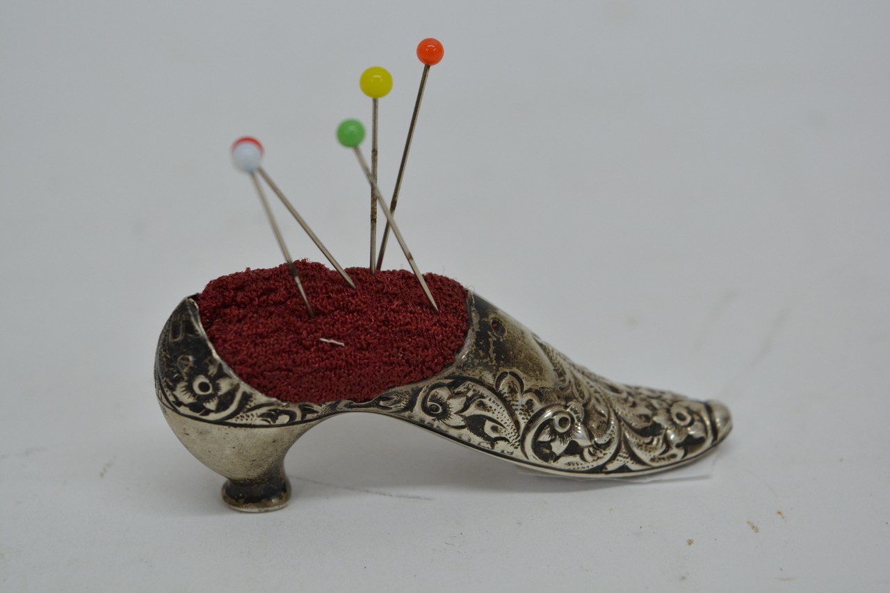 Small antique hall marked silver pin cushion in th - Image 2 of 3