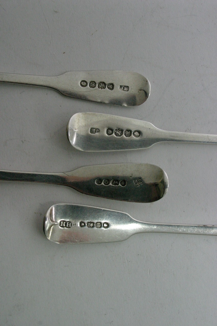 Eight silver hallmarked spoons and a silver hallma - Image 4 of 4