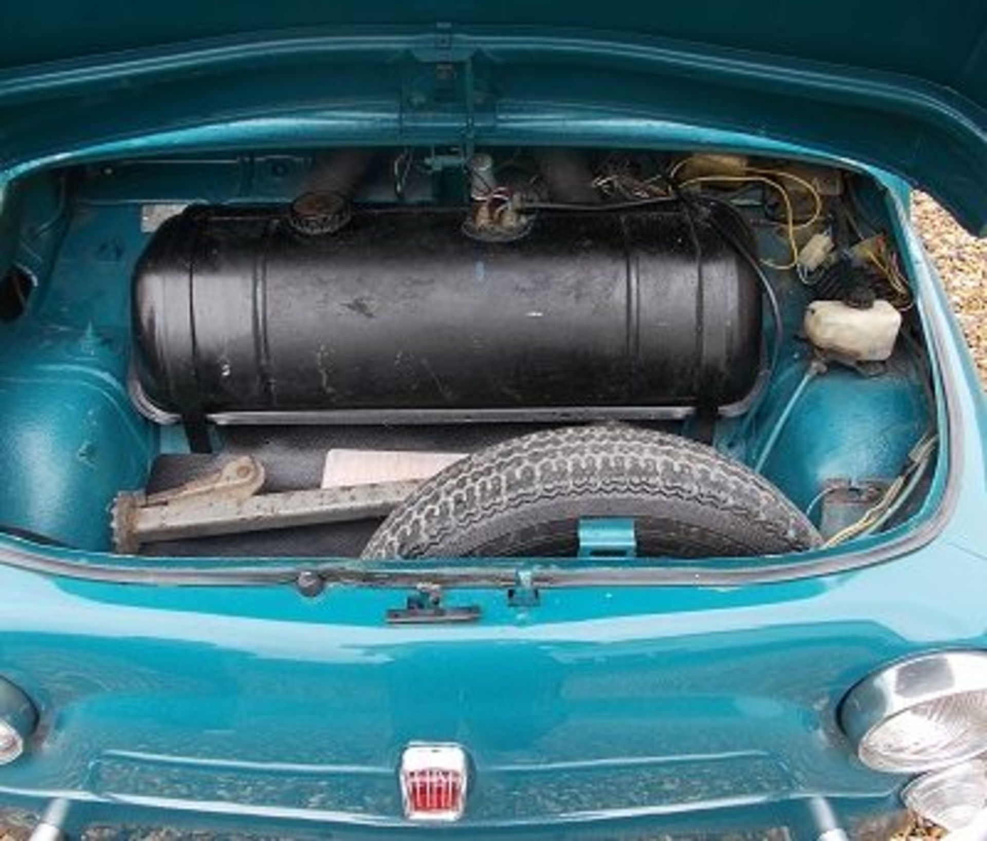 Fiat 500L 1970 “Fully Restored” - The first of our beautiful Fiat 500’s being offered is this 1970 - Image 7 of 7