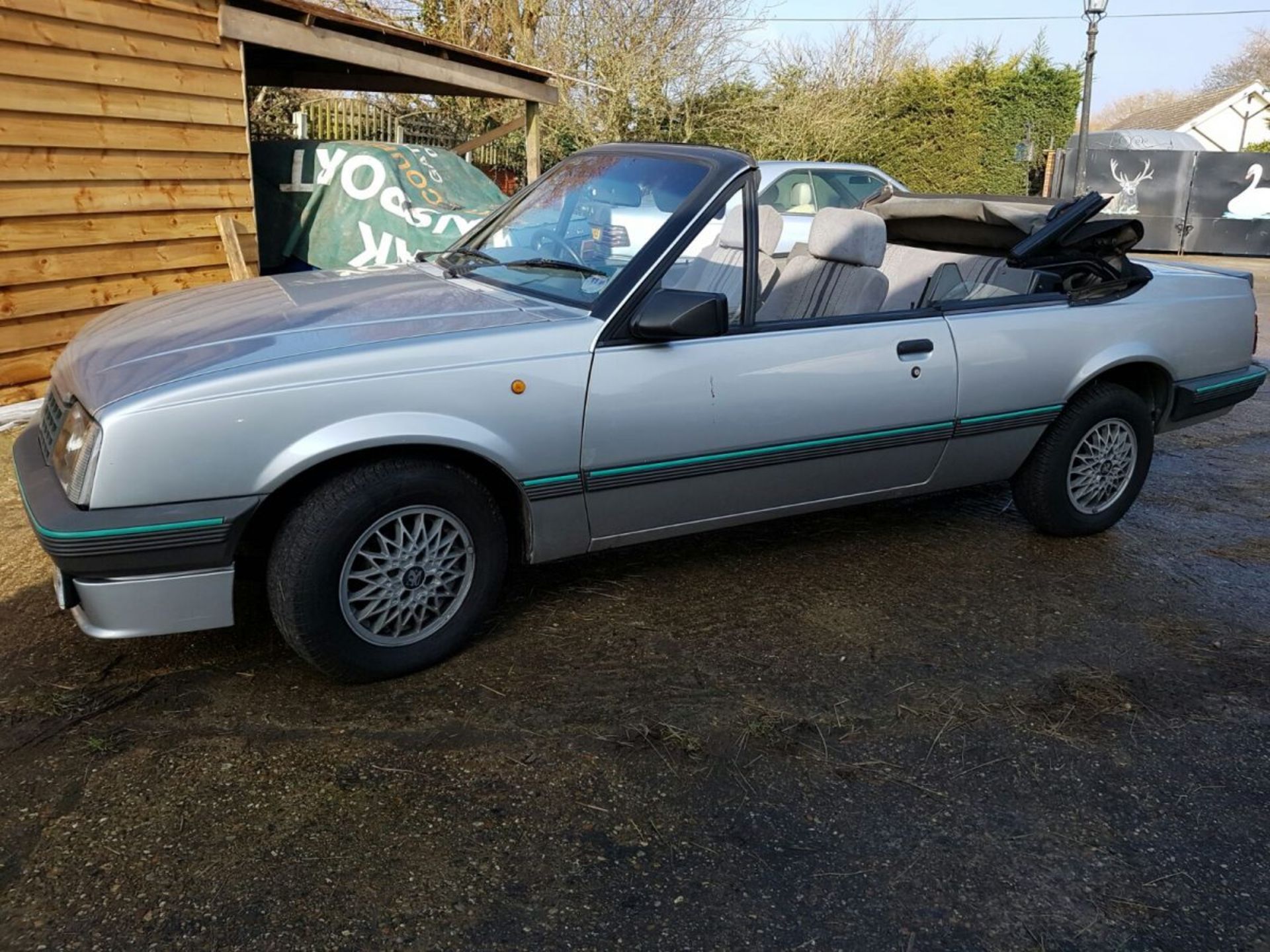 Vauxhall Cavalier Convertible 1986 - We cannot remember the last time we saw one of these! A 1986