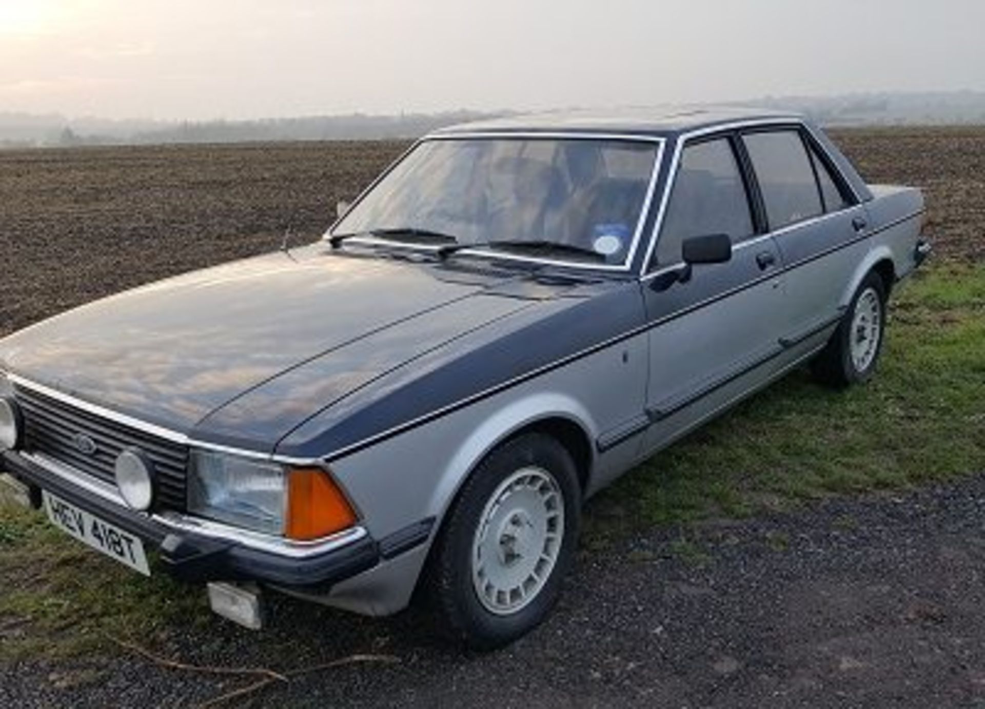Ford Granada 2.8 Ghia “Sapphire” 1979 - We are pleased to say that the vendor of this rare of rare - Image 6 of 13