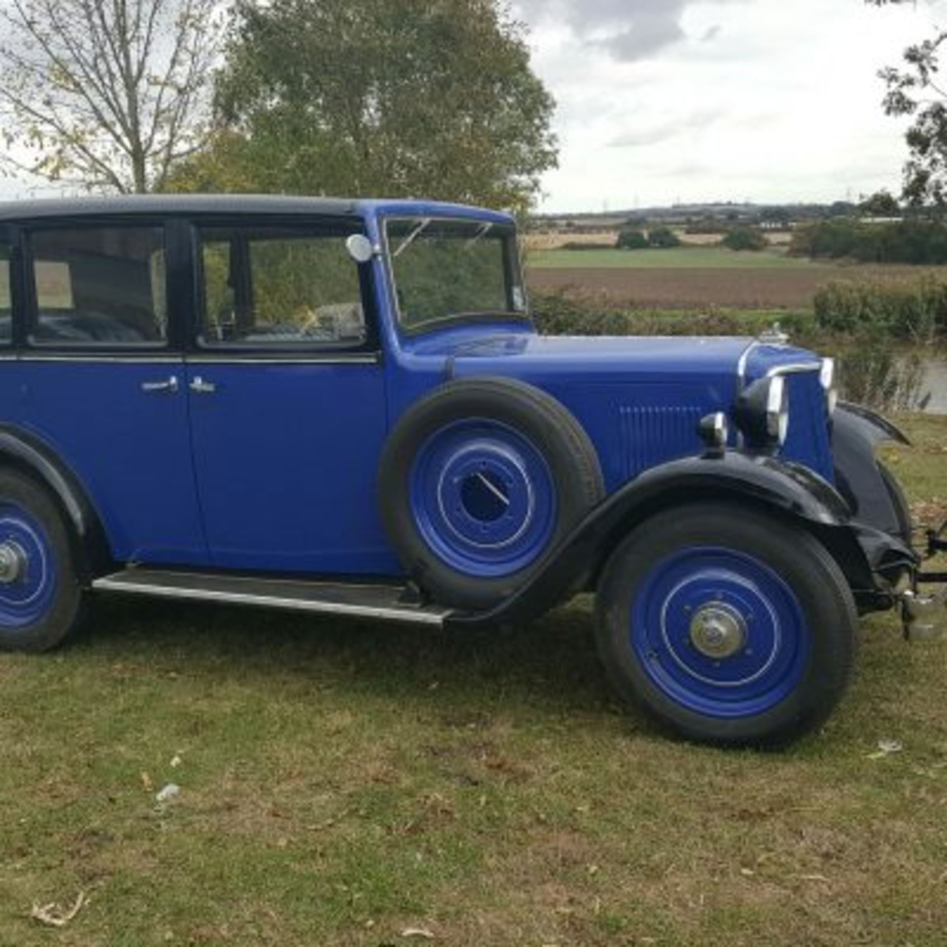 Armstrong Siddeley 12-6 Saloon 1933 - Having purchased this car in 1997 the vendors father spent - Image 3 of 10