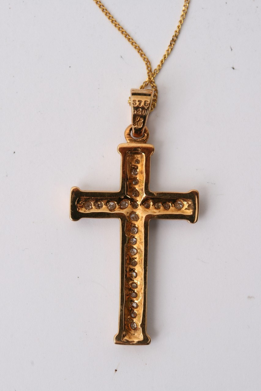 A 9ct gold necklace with a 9ct gold and diamond encrusted crucifix, approx 3.6g. - Image 2 of 2