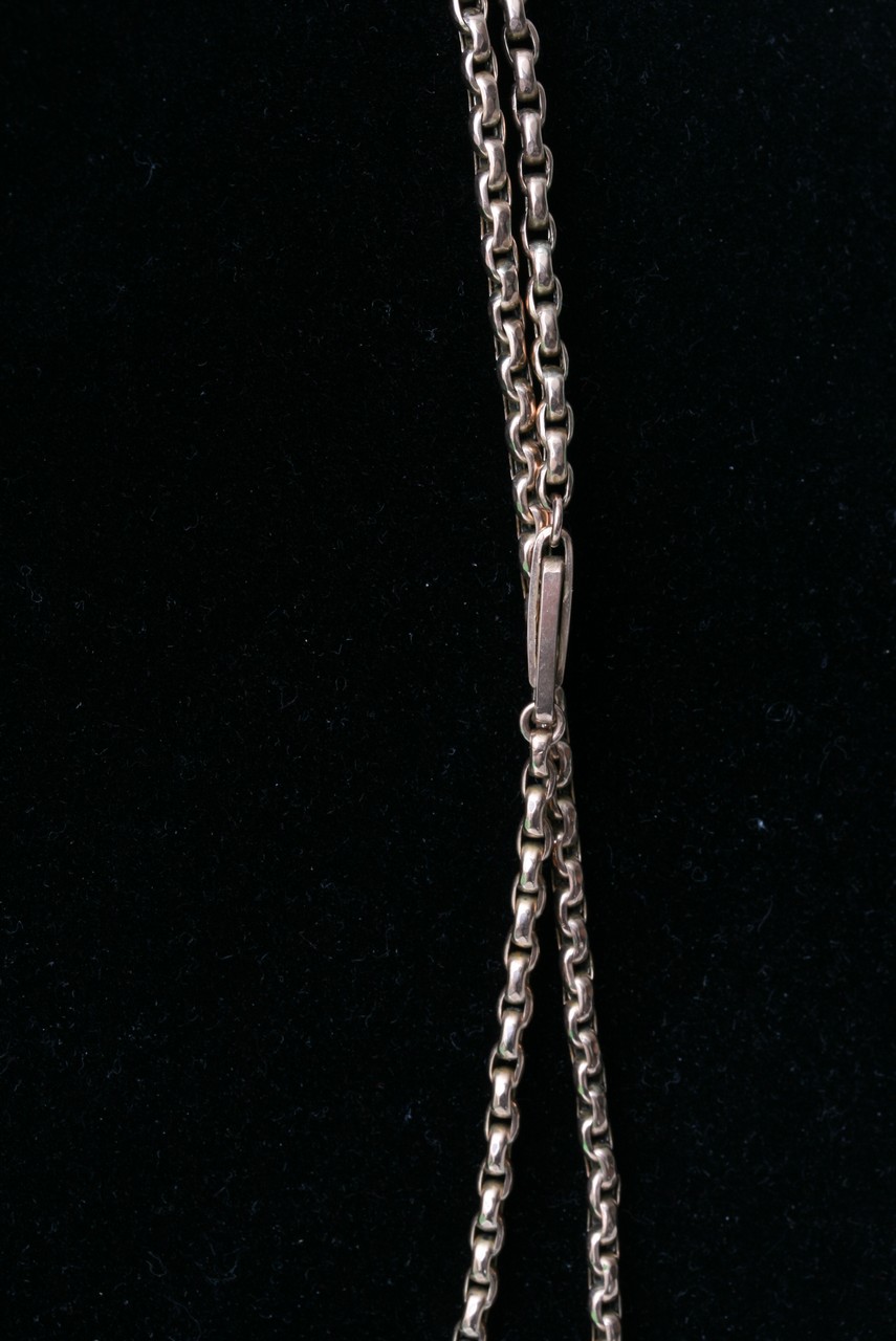 Long gold chain necklace - Image 2 of 2