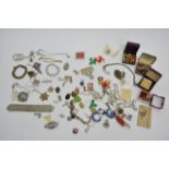 A collection of costume jewellery including 9ct go