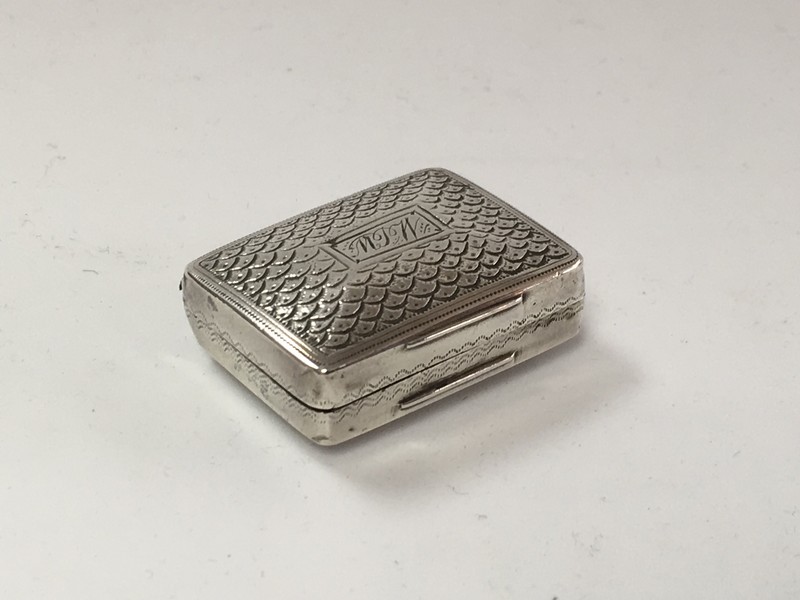 A Georgian silver vinaigrette, Birmingham 1825. - Image 2 of 8