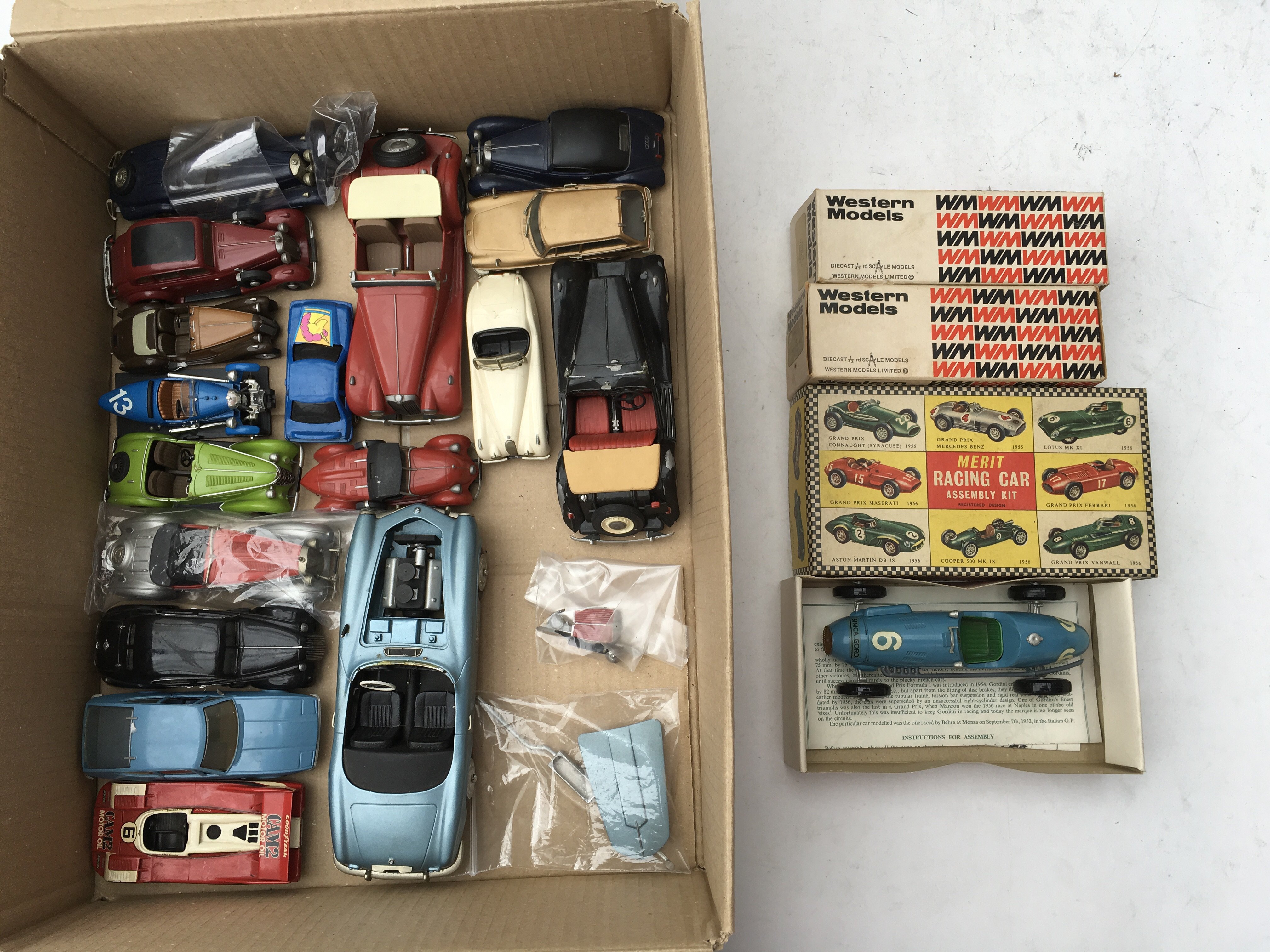 An interesting collection of unboxed model vehicle