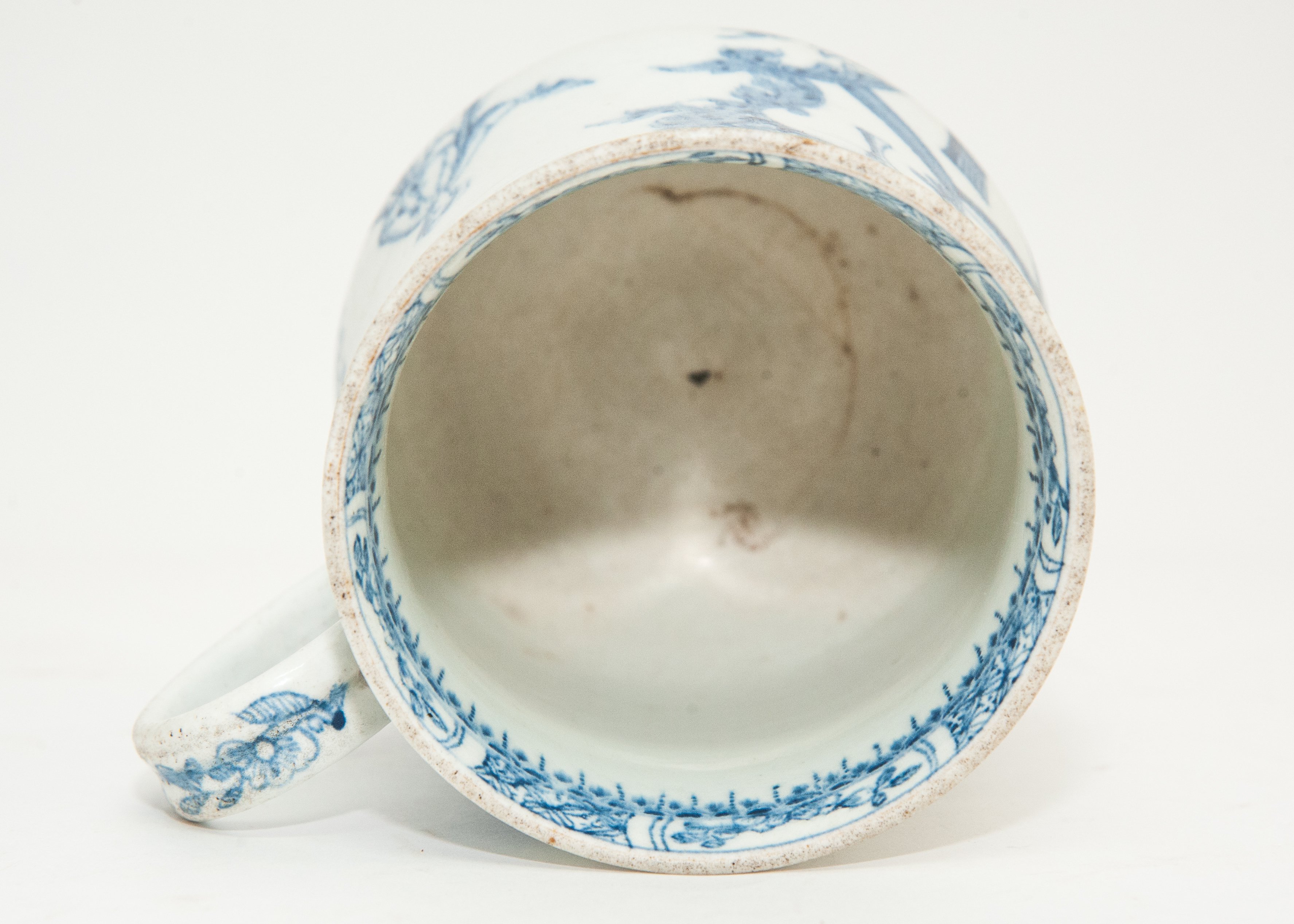 A rare English blue and white porcelain pint mug, - Image 8 of 16