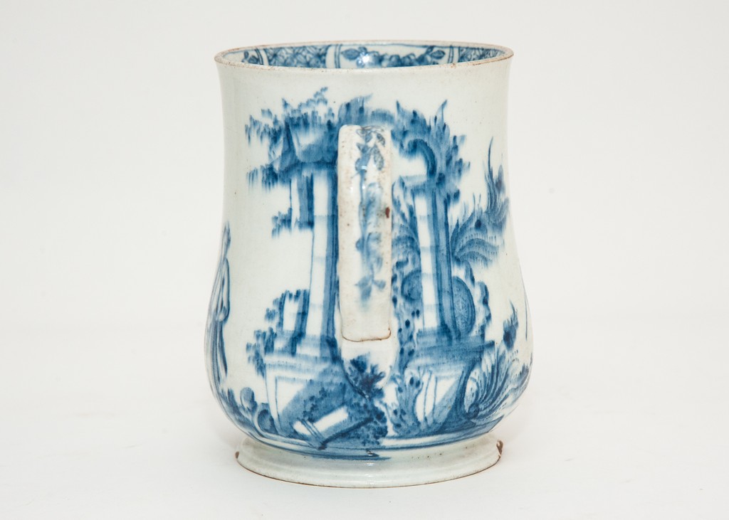 A rare English blue and white porcelain pint mug, - Image 13 of 16