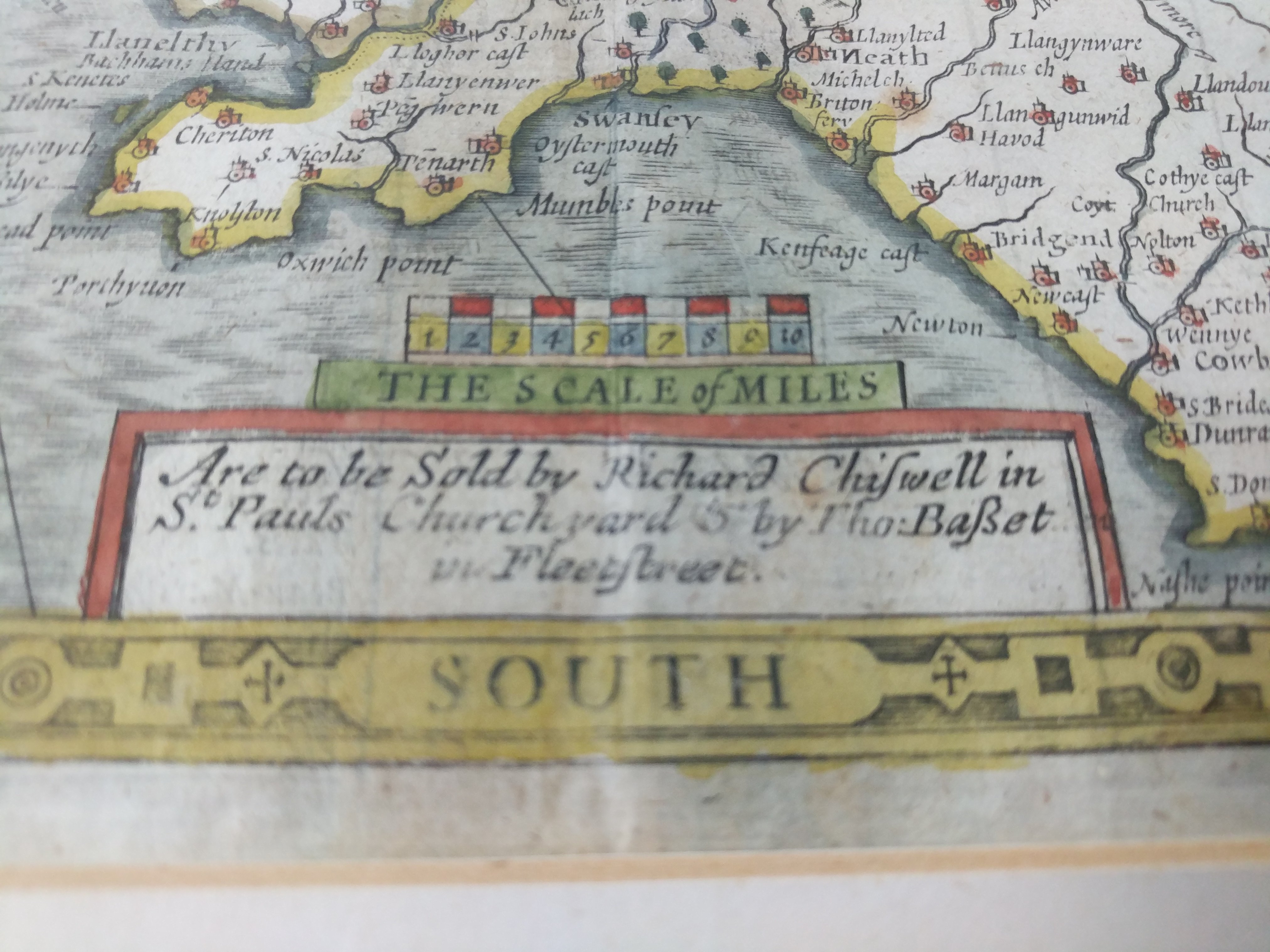 A 17th or early 18th century framed map of Wales by Richard Chifwell, with a book extract to the - Bild 2 aus 3