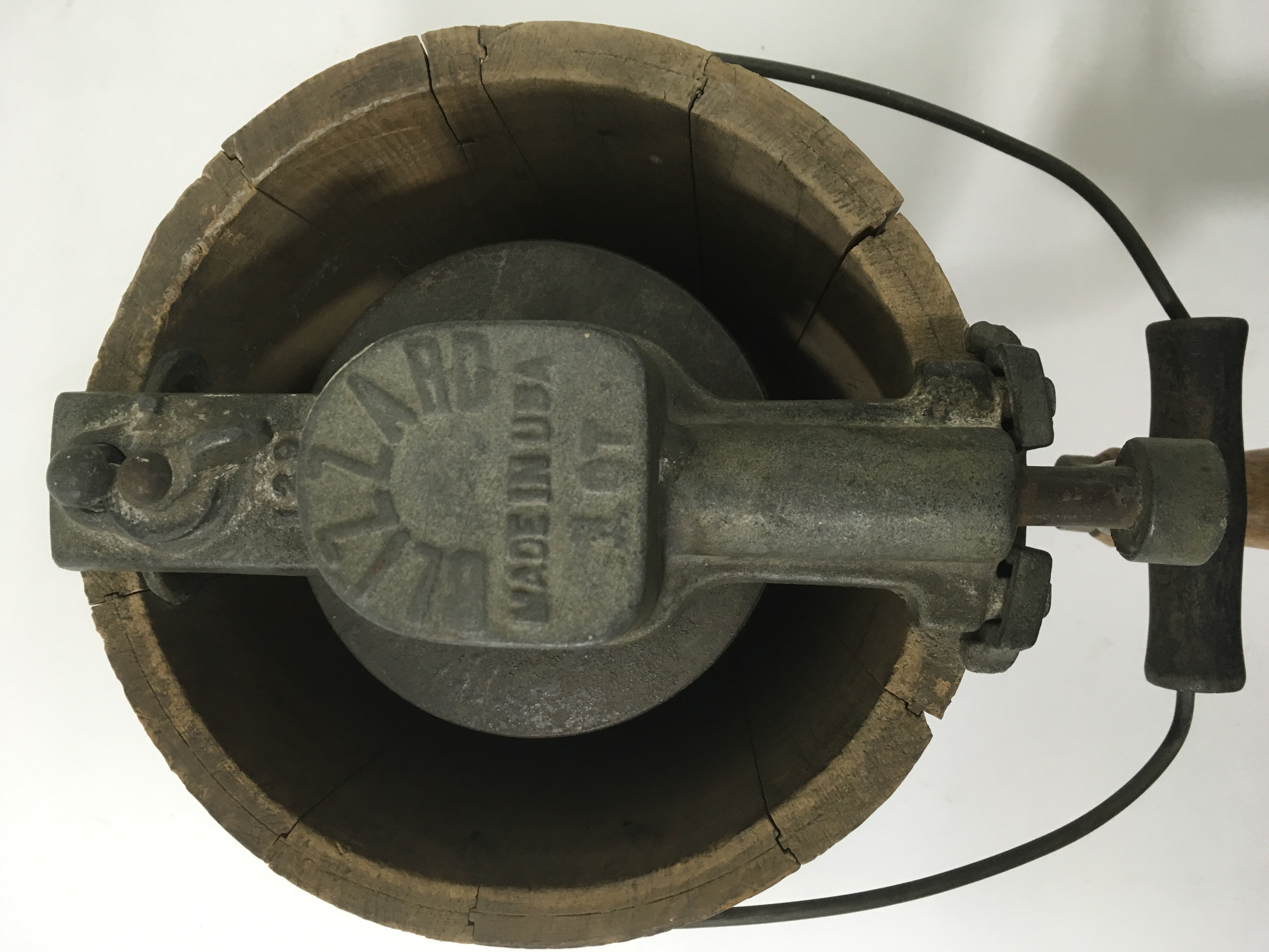 An antique Blizzard ice cream maker, made in the USA. - Image 2 of 2