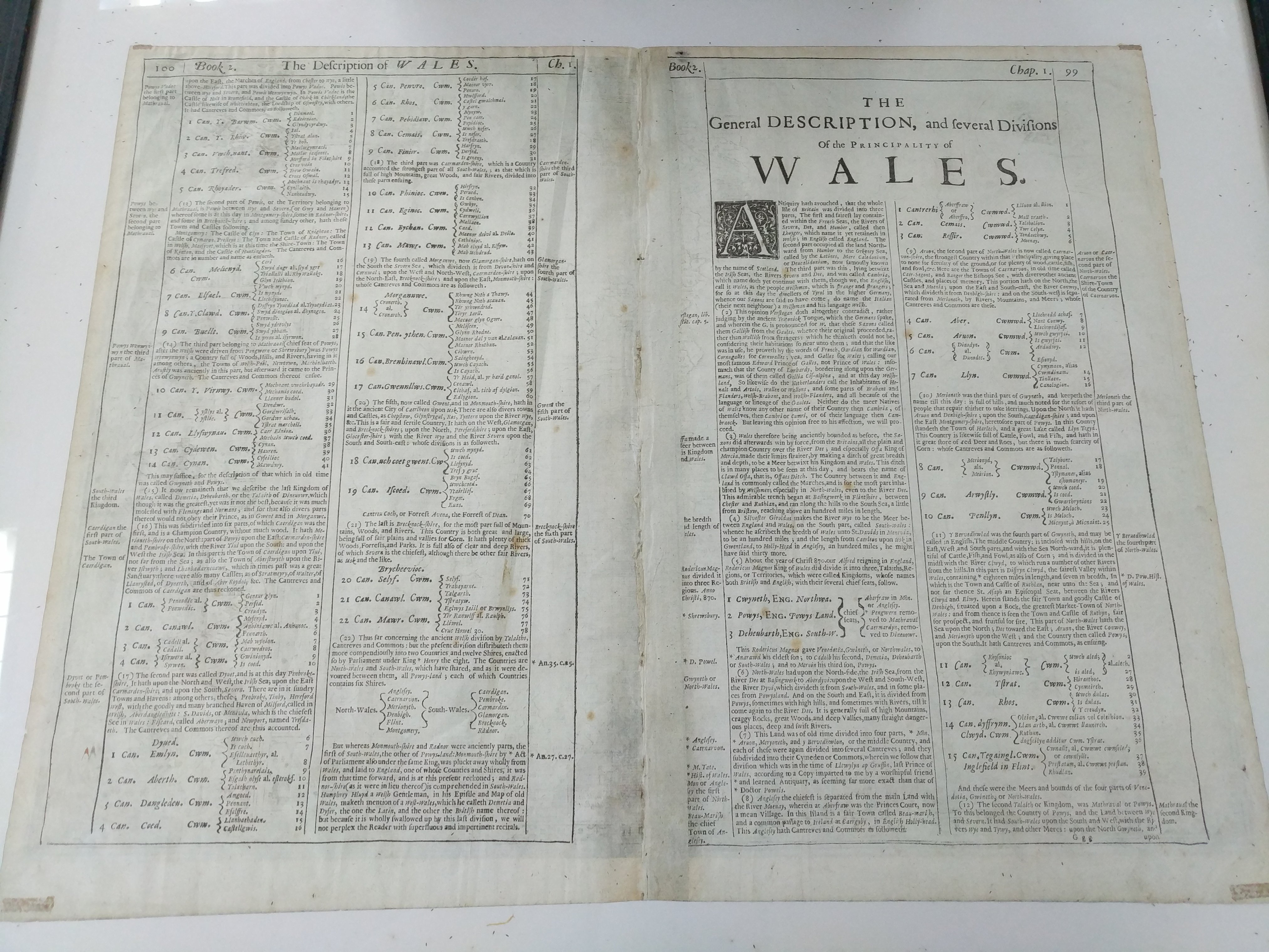 A 17th or early 18th century framed map of Wales by Richard Chifwell, with a book extract to the - Bild 3 aus 3