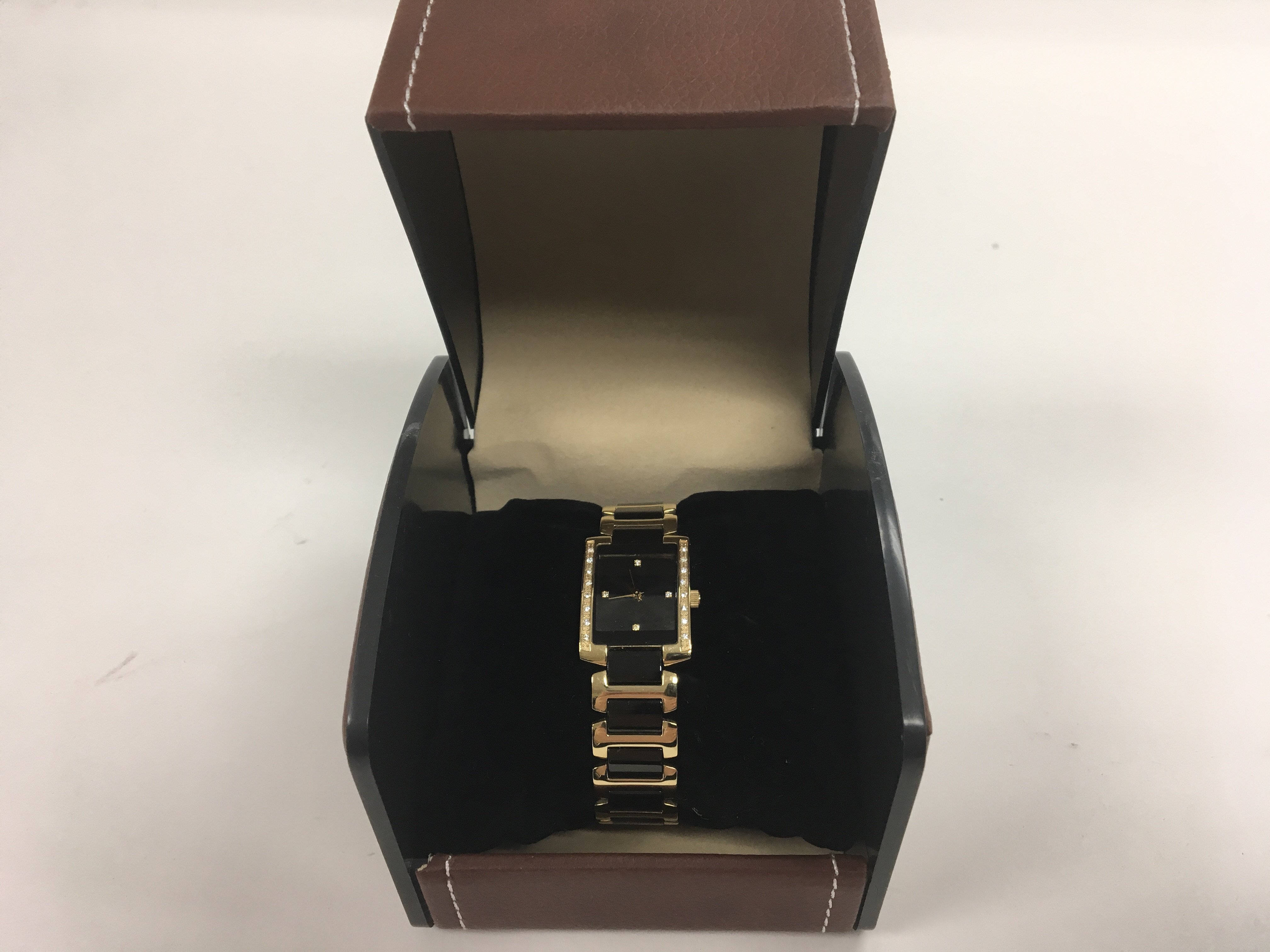 A boxed Tungsten ladies diamond dial watch.