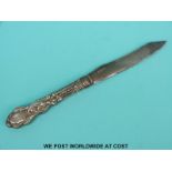 A George V hallmarked silver paper or fruit knife, London 1925 maker William Charles Mansell,
