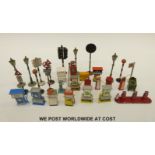 Twenty nine Dinky and other diecast and similar petrol pumps,