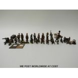 Over 30 Britains and similar lead military figures and accessoires