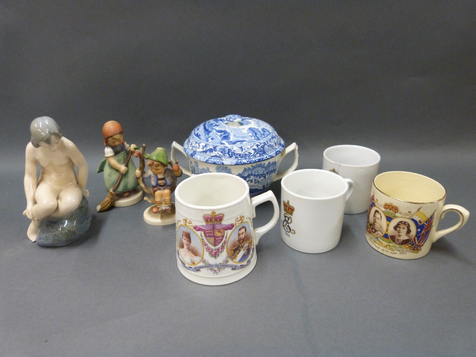 A quantity of ceramics to include Spode tureen, commemorative mugs,